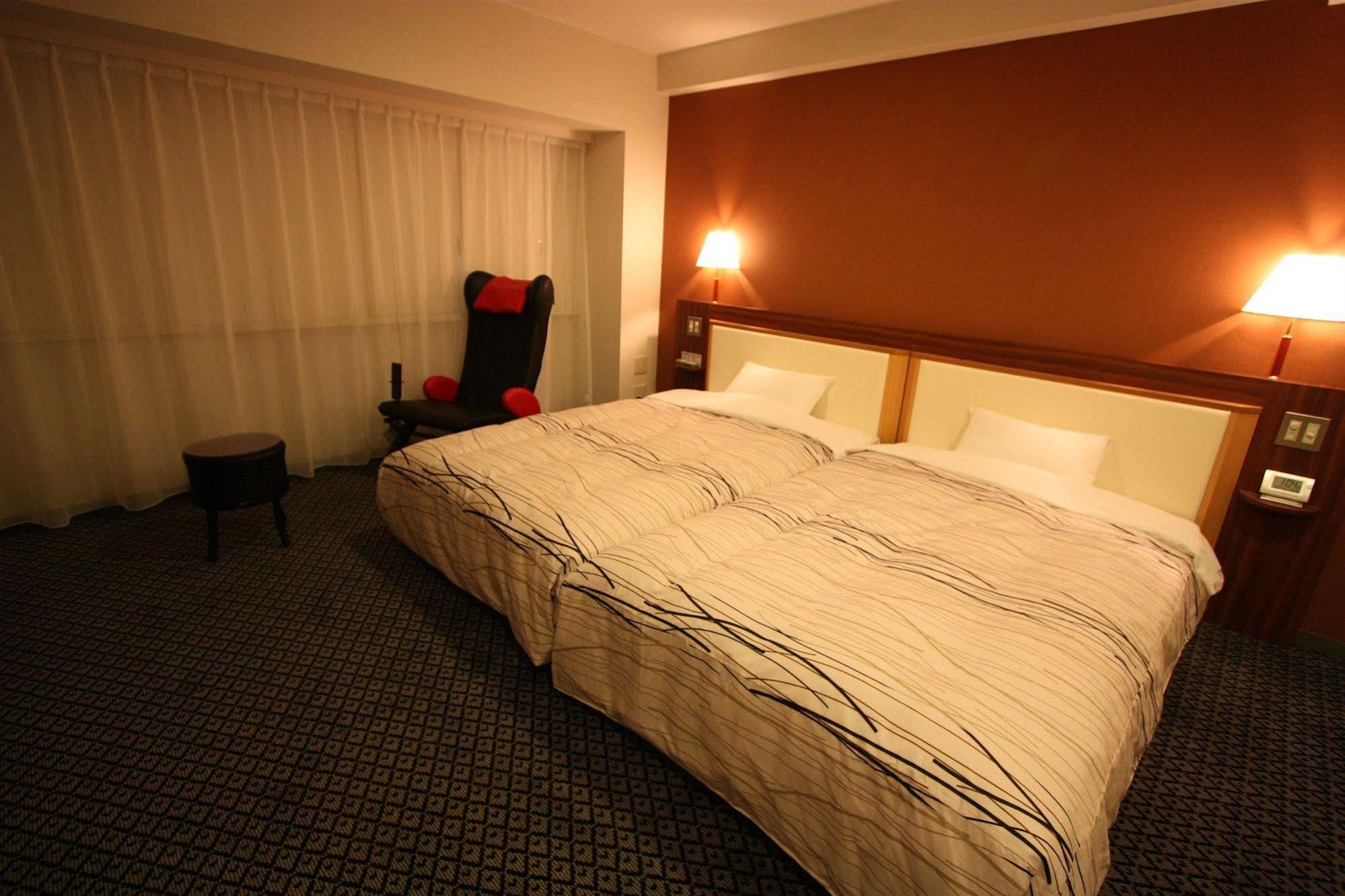 Kanazawa Manten Hotel Ekimae Dış mekan fotoğraf