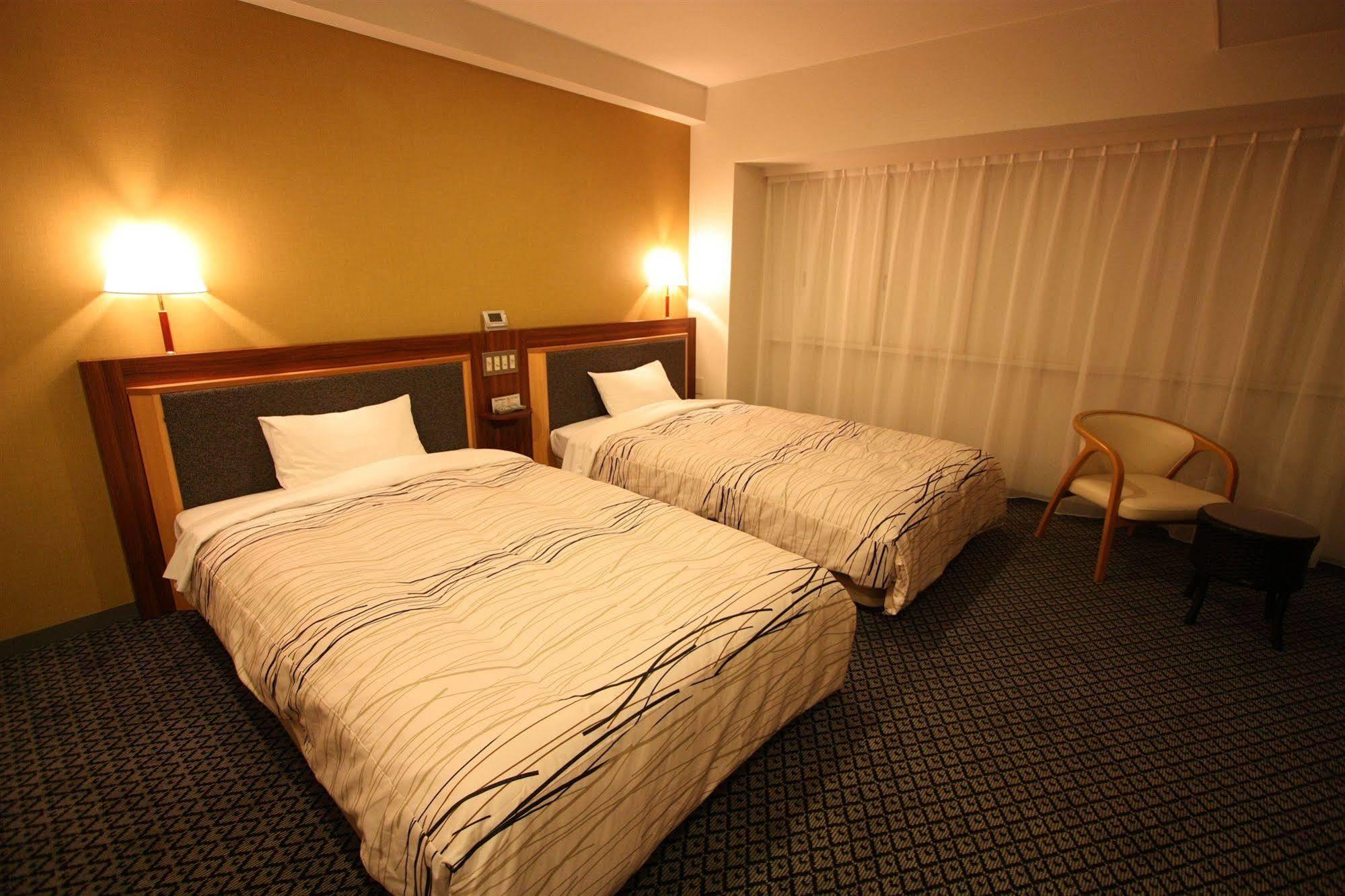 Kanazawa Manten Hotel Ekimae Dış mekan fotoğraf